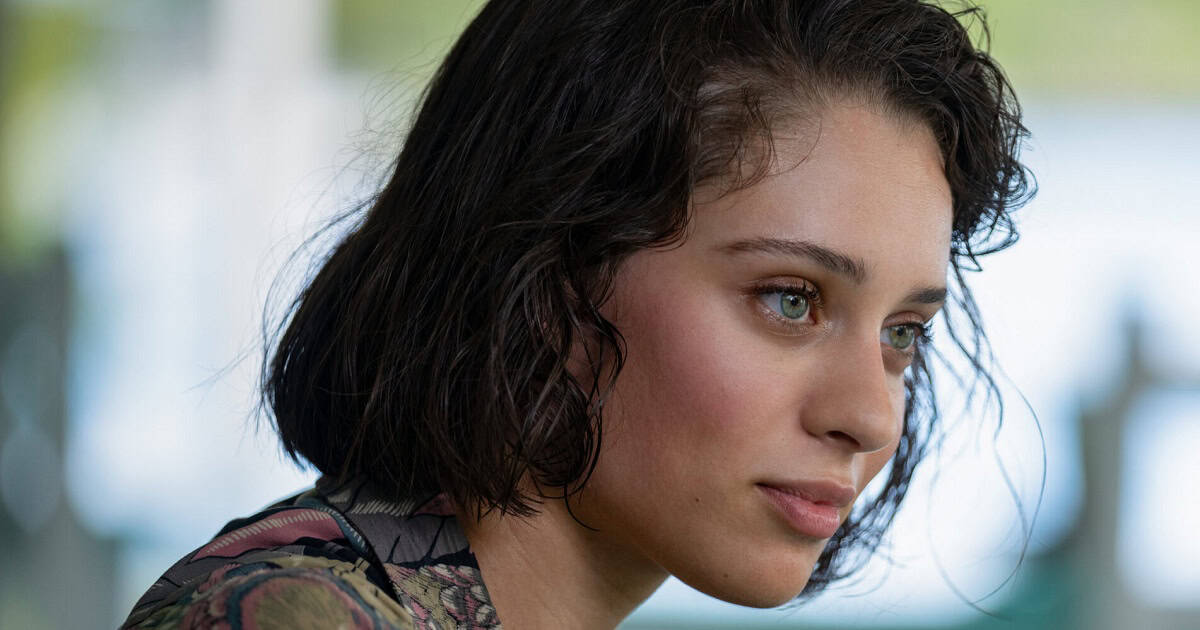 Daniela Melchior and Kristen Bell have signed on to star in Violent Night 2 alongside David Harbour, who's back as Santa Claus