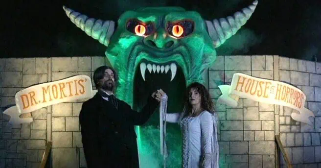 A full trailer has been released for Shudder's found footage horror anthology V/H/S/Halloween, along with the film's final poster