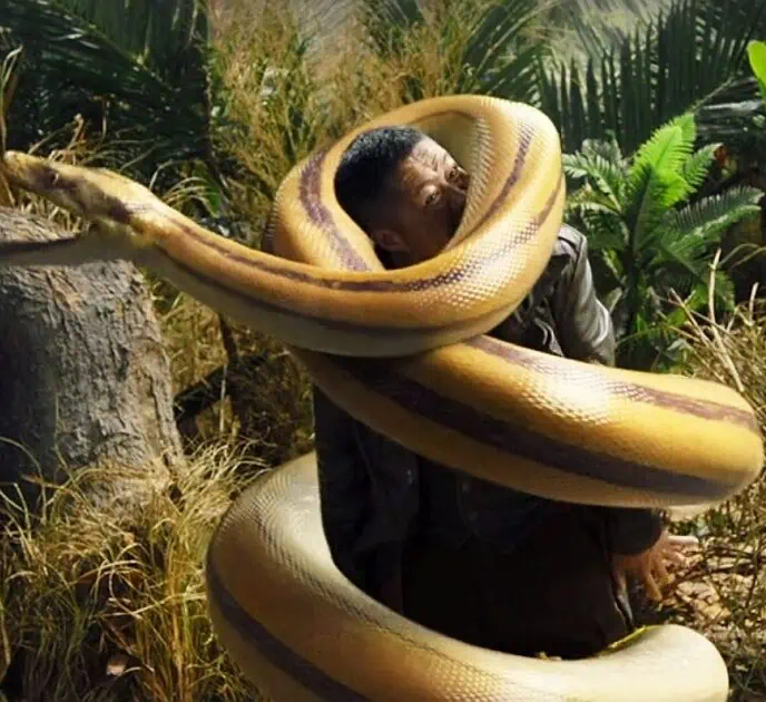 Overlord director Julius Avery will helm Crush, a true event-inspired survival thriller about a woman trapped inside the coils of a massive python