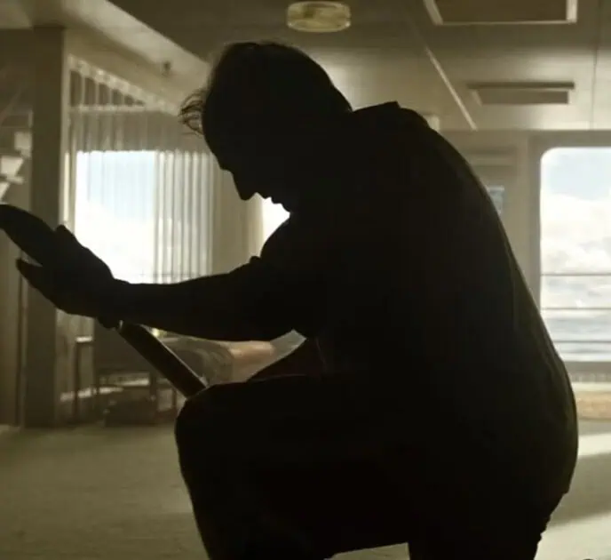 Tom Cruise's co-star Jesse Plemons says the comedy Digger has a "modern-day Dr. Strangelove" element to it