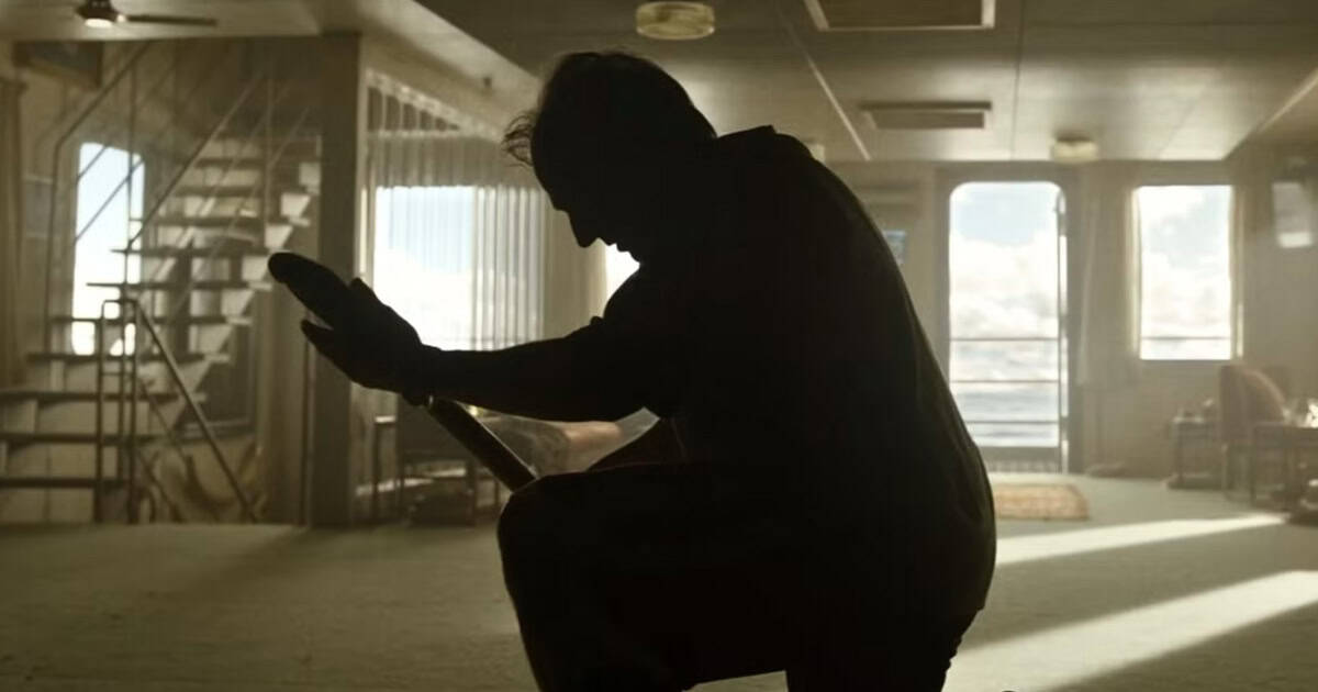 Jesse Plemons describes Alejandro González Iñárritu/Tom Cruise movie Digger as a modern Dr. Strangelove