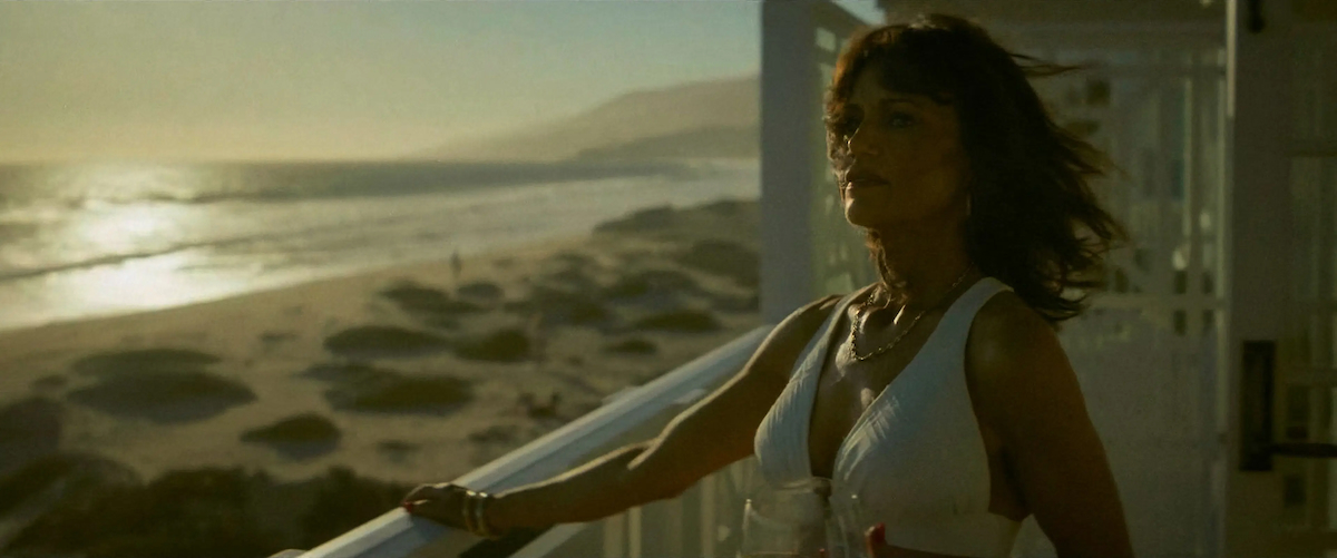 Кадр с актером