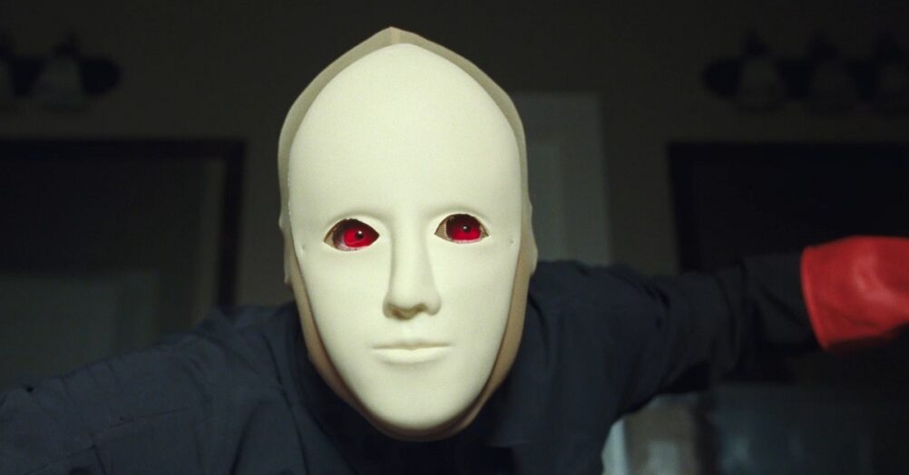 An official Faces of Death remake image gallery features the characters played by Dacre Montgomery, Barbie Ferreira, and more