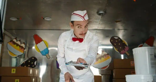 A full trailer has been released for director Eli Roth's new horror movie, Ice Cream Man, coming to theatres in August