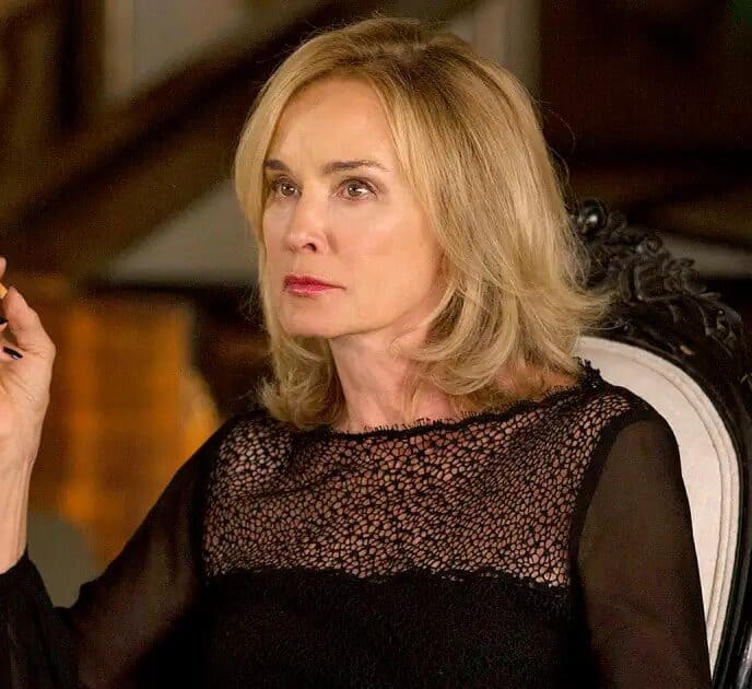 FX has announced a September premiere date for American Horror Story season 3, which stars Sarah Paulson and Jessica Lange