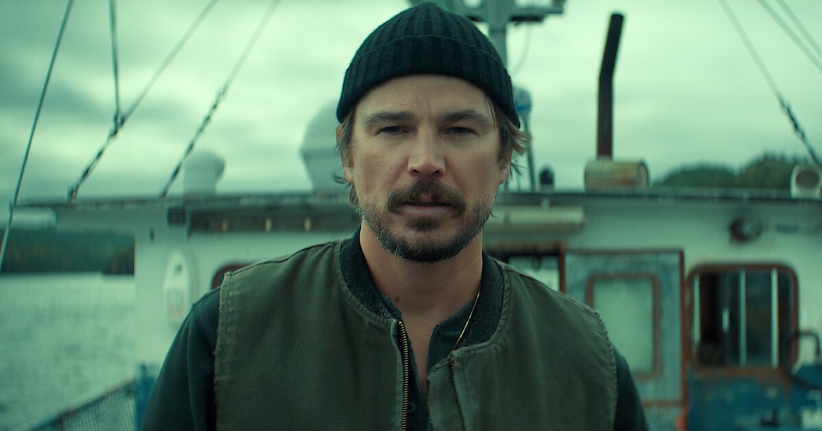 Netflix has released the first teaser trailer for Below, a new horror series starring Josh Hartnett, Charlie Heaton, and Mackenzie Davis