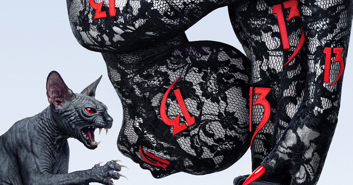 American Horror Story: 13 has revealed its first teaser, key art, returning characters, massive cast, and September premiere date